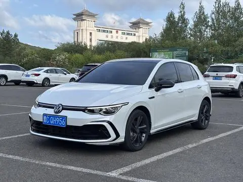 Volkswagen Golf 2023