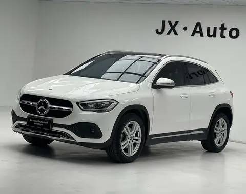 Mercedes-Benz GLA 2020