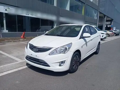 Hyundai 瑞纳 2013