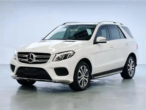 Mercedes-Benz GLE 2016