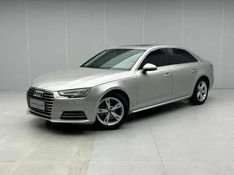 Audi A4L 2017