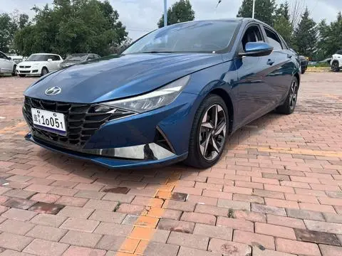 Hyundai Elantra 2022