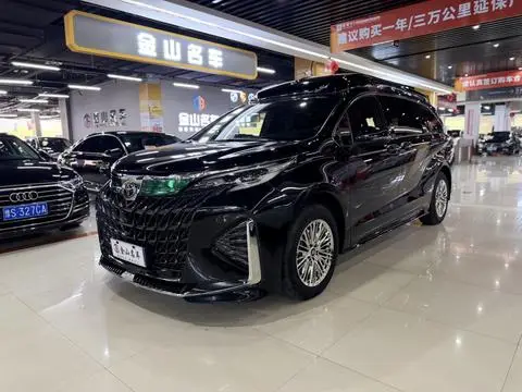 Toyota 赛那 2024