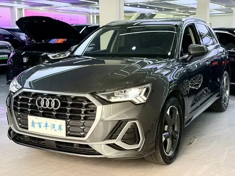 Audi Q3 2023 — фото 1