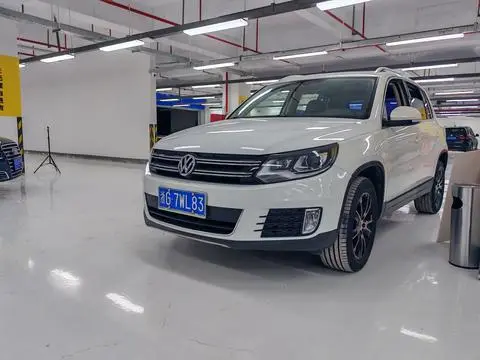 Volkswagen Tiguan 2015