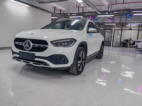 Mercedes-Benz GLA 2020