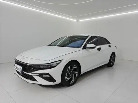 Hyundai Elantra 2023
