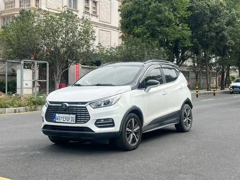 BYD 元EV 2018