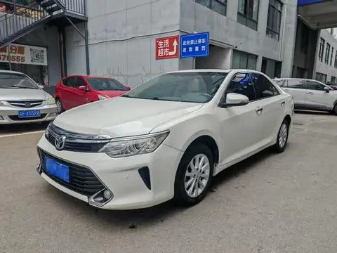 Toyota Camry 2016