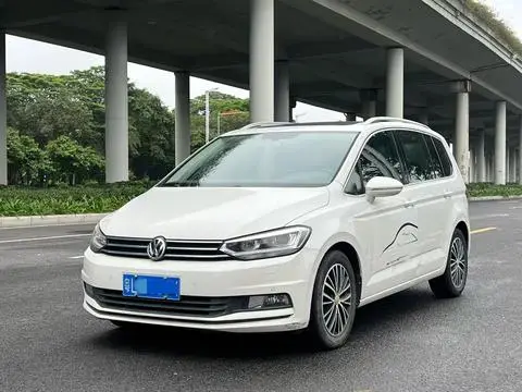 Volkswagen 途安L 2016