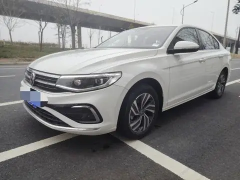 Volkswagen Bora 2023
