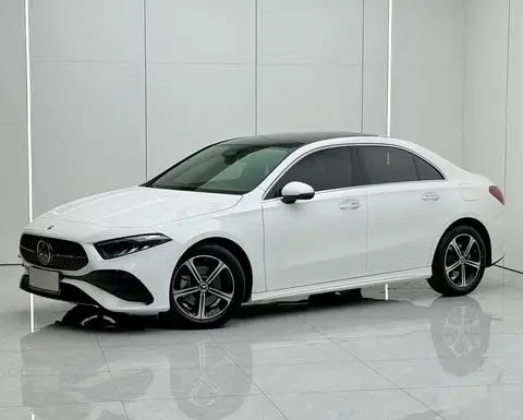 Mercedes-Benz A-Class 2024 — фото 1