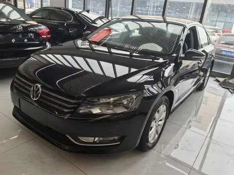 Volkswagen Passat 2015 — фото 1