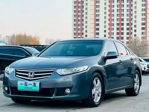 Honda 思铂睿 2009 — фото 1