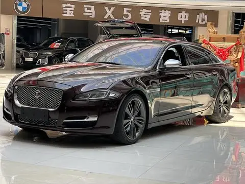 Jaguar XJ 2016