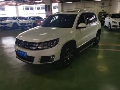 Volkswagen Tiguan 2015