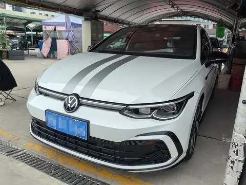 Volkswagen Golf 2022
