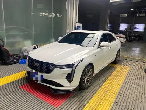 Cadillac CT4 2021