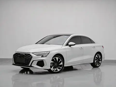 Audi A3 2023 — фото 1