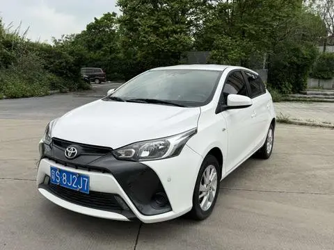 Toyota YARIS L 2016