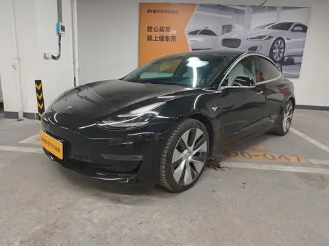 Tesla Model 3 2019 — фото 1