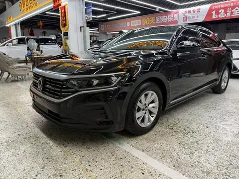 Volkswagen Passat 2023