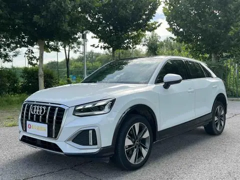 Audi Q2L 2022