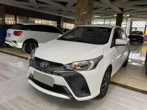 Toyota YARIS L 2022