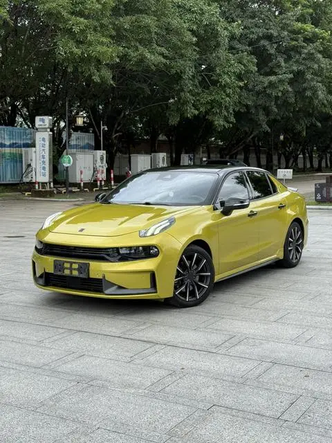 Lynk & Co 03 2020