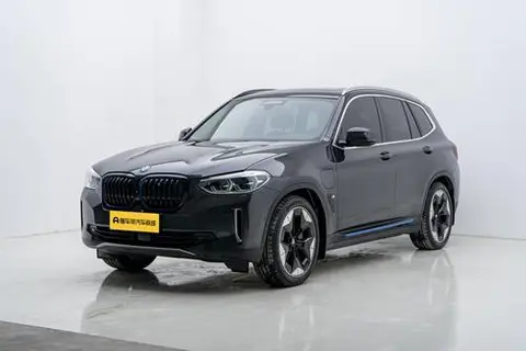 BMW iX3 2021