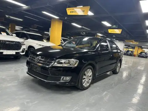 Volkswagen Lavida 2013