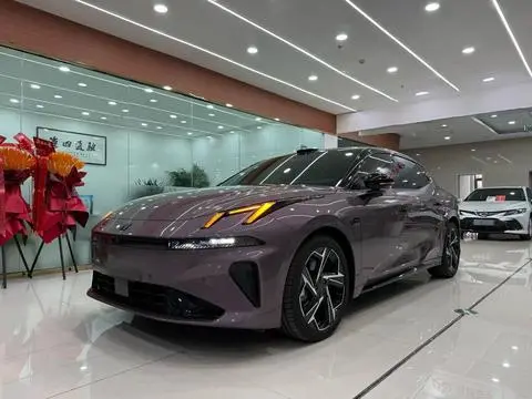 Lynk & Co 07 EM-P 2026