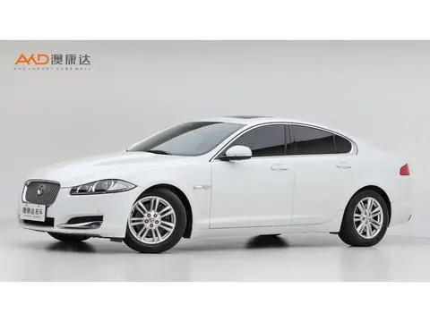 Jaguar XF 2015
