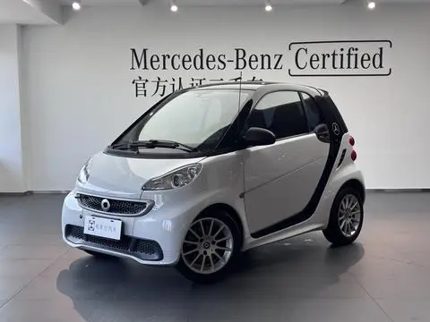 smart fortwo 2012 — фото 1