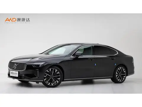 Volvo S90 PHEV 2026
