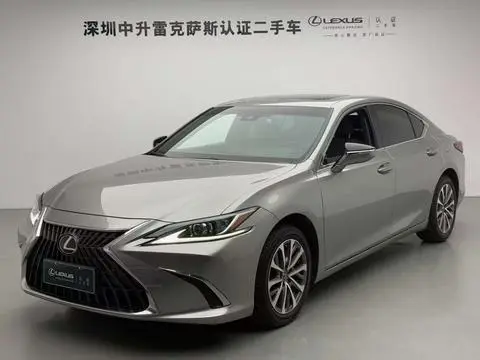 Lexus ES 2021
