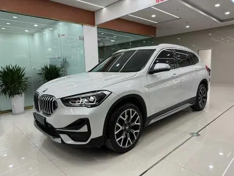 BMW X1 2020 — фото 1