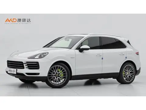 Porsche Cayenne E-Hybrid 2021