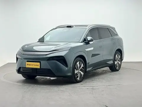 BYD TangL DM 2025 — фото 1