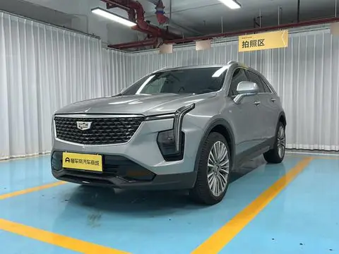 Cadillac XT4 2026