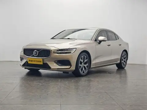 Volvo S60 2023