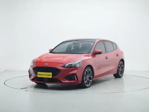 Ford Focus 2020 — фото 1
