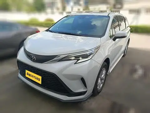 Toyota Granvia 2024