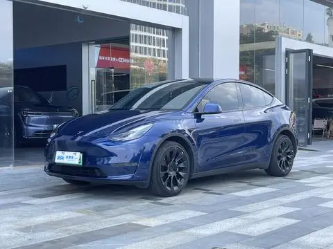 Tesla Model Y 2022