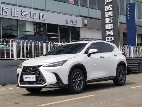 Lexus NX 2023