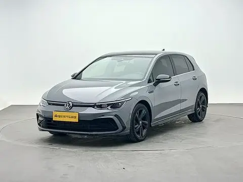 Volkswagen Golf 2021