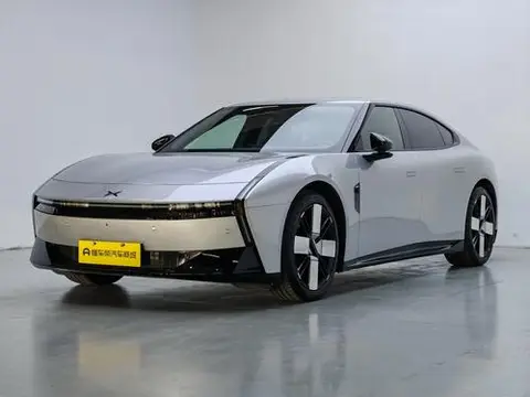 XPeng 小鹏P7 2025