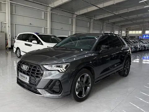 Audi Q3 2023 — фото 1