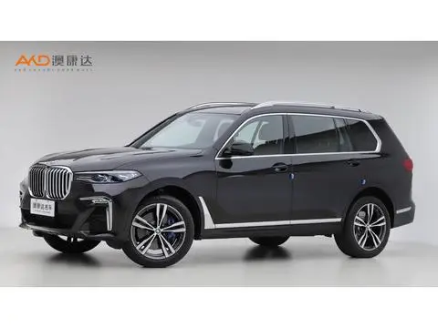 BMW X7 2022