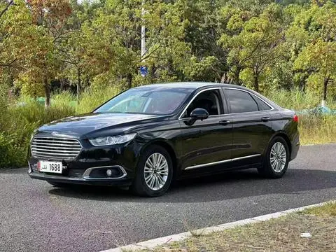 Ford 金牛座 2018
